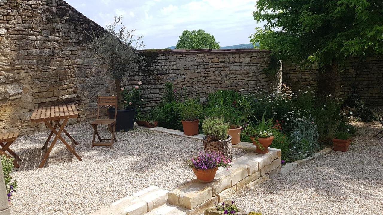 Le Clos - La Chapelle Lombard  外观 照片