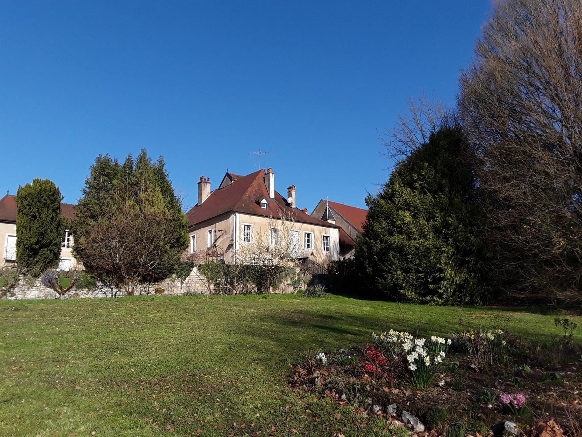 Le Clos - La Chapelle Lombard  外观 照片